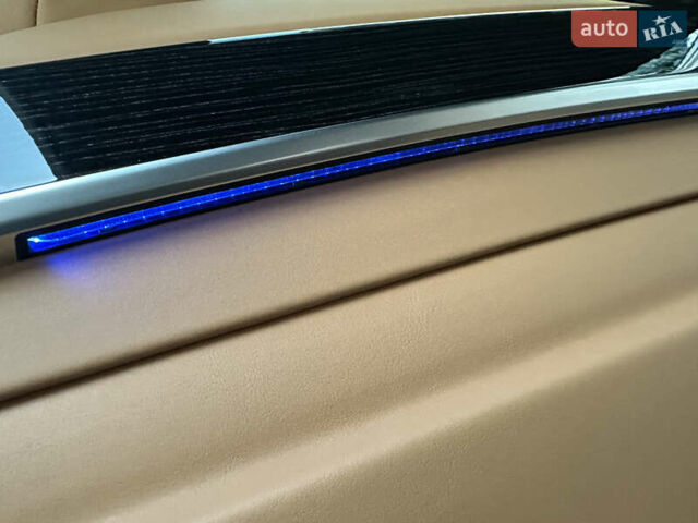 Черный БМВ 7 Серия, объемом двигателя 4.4 л и пробегом 220 тыс. км за 25500 $, фото 72 на Automoto.ua