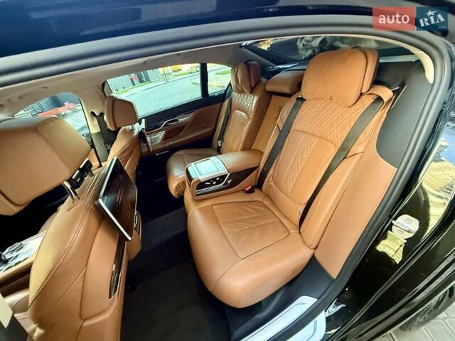 Чорний БМВ 7 Серія, об'ємом двигуна 2.01 л та пробігом 160 тис. км за 36999 $, фото 77 на Automoto.ua