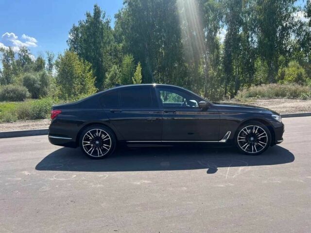 Черный БМВ 7 Серия, объемом двигателя 3 л и пробегом 100 тыс. км за 28900 $, фото 6 на Automoto.ua