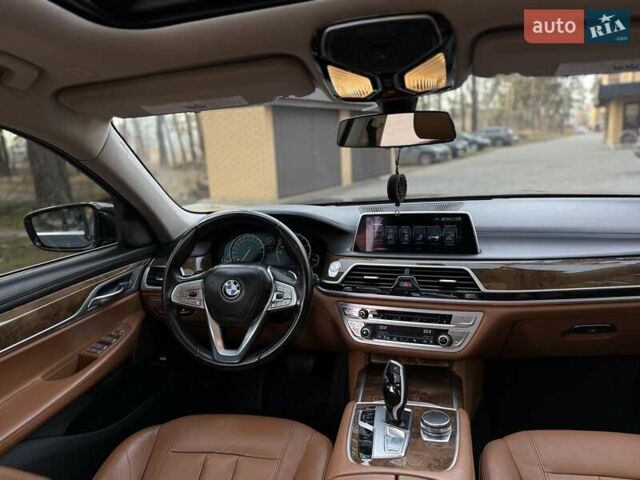Чорний БМВ 7 Серія, об'ємом двигуна 3 л та пробігом 187 тис. км за 25400 $, фото 37 на Automoto.ua