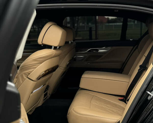 Черный БМВ 7 Серия, объемом двигателя 4.39 л и пробегом 190 тыс. км за 31000 $, фото 13 на Automoto.ua