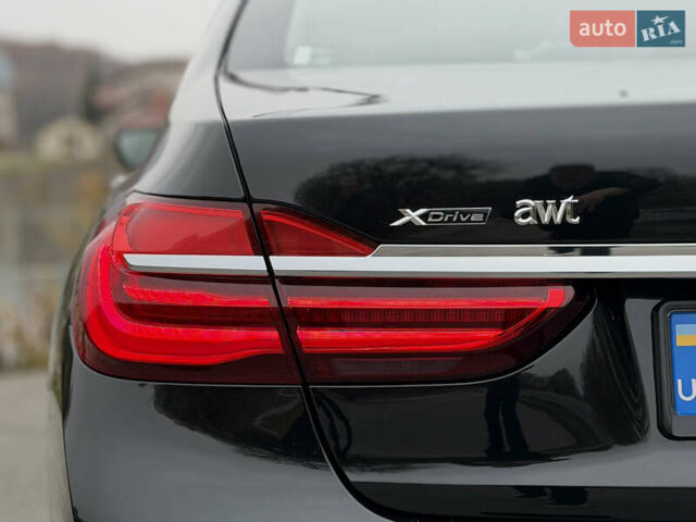 Черный БМВ 7 Серия, объемом двигателя 4.39 л и пробегом 18 тыс. км за 63000 $, фото 28 на Automoto.ua