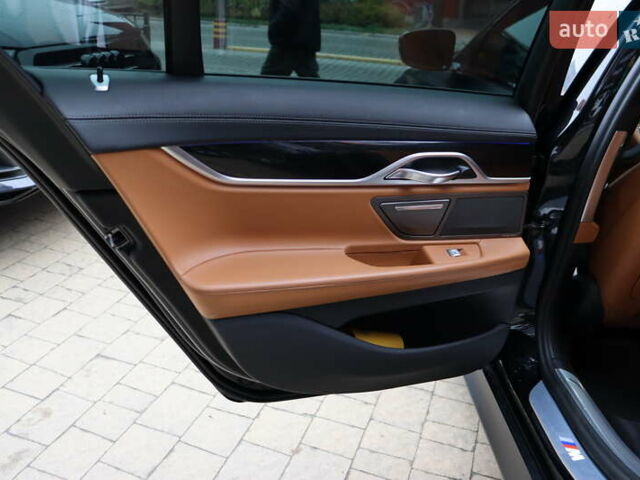 Черный БМВ 7 Серия, объемом двигателя 4.4 л и пробегом 228 тыс. км за 26400 $, фото 38 на Automoto.ua