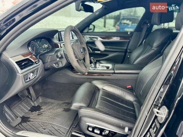 Черный БМВ 7 Серия, объемом двигателя 2.99 л и пробегом 186 тыс. км за 34500 $, фото 47 на Automoto.ua