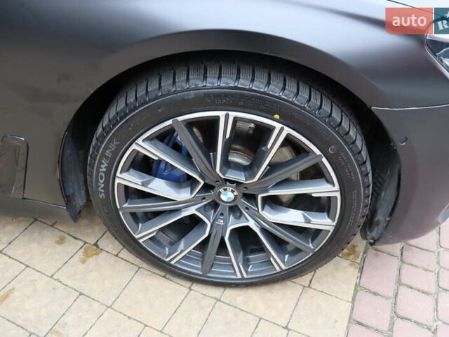 Черный БМВ 7 Серия, объемом двигателя 4.4 л и пробегом 228 тыс. км за 26400 $, фото 3 на Automoto.ua