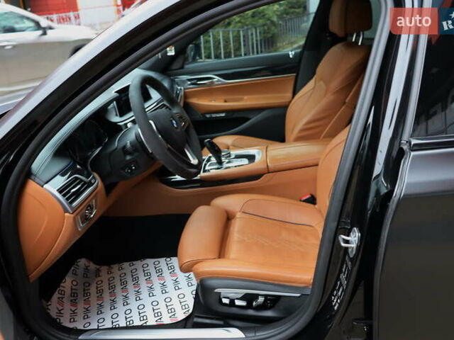 Черный БМВ 7 Серия, объемом двигателя 4.4 л и пробегом 228 тыс. км за 26400 $, фото 15 на Automoto.ua