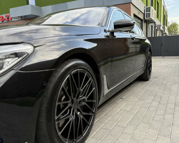 БМВ 7 Серія 2016 у Вінниці на Automoto.ua Чорний БМВ 7 Серія, об'ємом двигуна 4.39 л та пробігом 129 тис. км за 39500 $, фото 106 на Automoto.ua