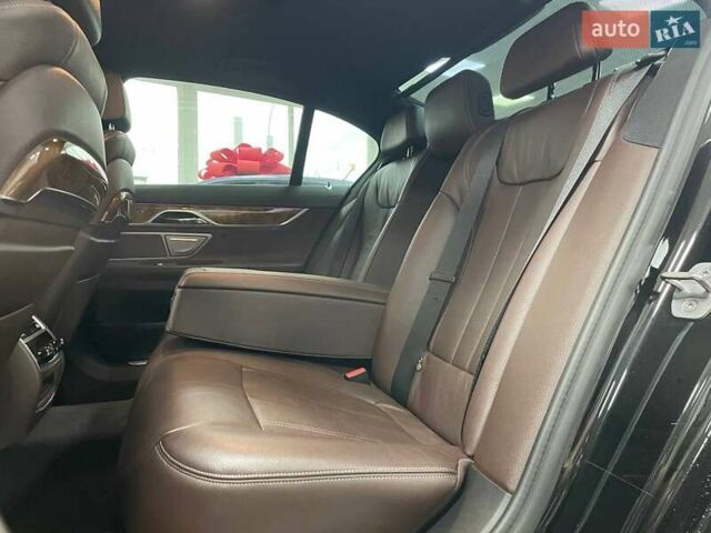 Черный БМВ 7 Серия, объемом двигателя 2.99 л и пробегом 178 тыс. км за 39990 $, фото 43 на Automoto.ua