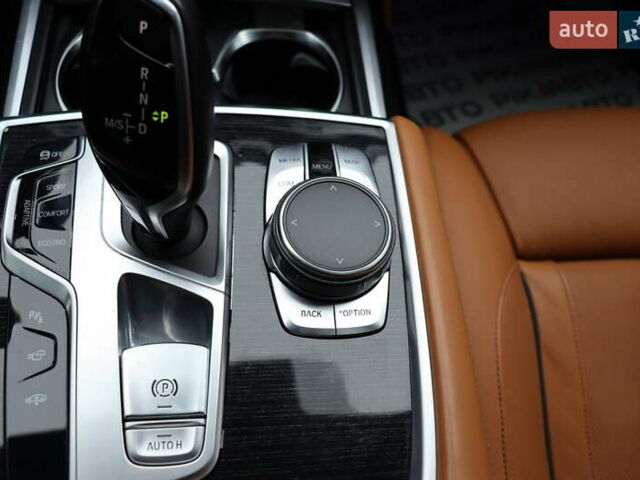 Черный БМВ 7 Серия, объемом двигателя 4.4 л и пробегом 228 тыс. км за 26400 $, фото 31 на Automoto.ua