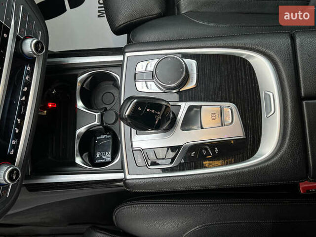 Черный БМВ 7 Серия, объемом двигателя 2.99 л и пробегом 107 тыс. км за 31000 $, фото 15 на Automoto.ua