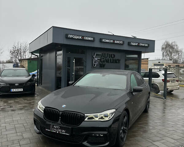 Чорний БМВ 7 Серія, об'ємом двигуна 3 л та пробігом 220 тис. км за 34888 $, фото 6 на Automoto.ua