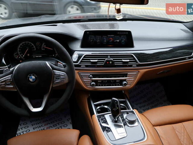 Черный БМВ 7 Серия, объемом двигателя 4.4 л и пробегом 228 тыс. км за 26400 $, фото 43 на Automoto.ua