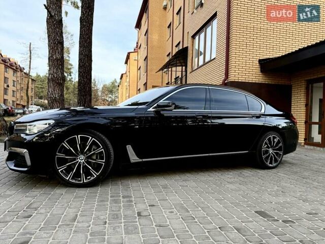 Чорний БМВ 7 Серія, об'ємом двигуна 3 л та пробігом 187 тис. км за 25400 $, фото 12 на Automoto.ua