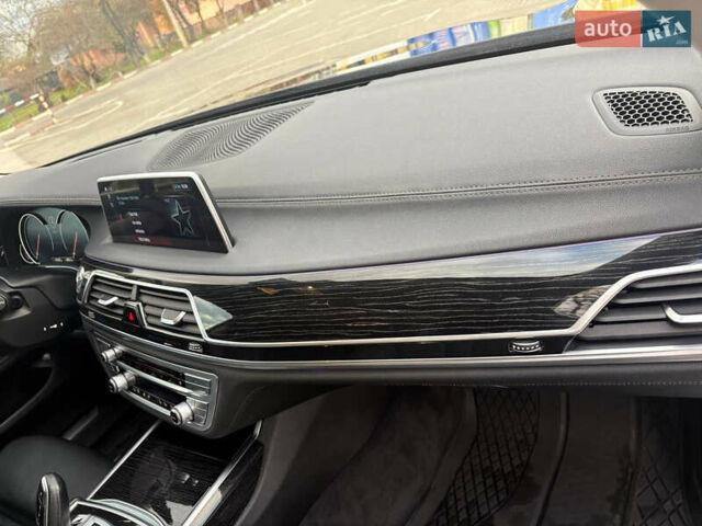 Черный БМВ 7 Серия, объемом двигателя 2.99 л и пробегом 175 тыс. км за 39550 $, фото 11 на Automoto.ua