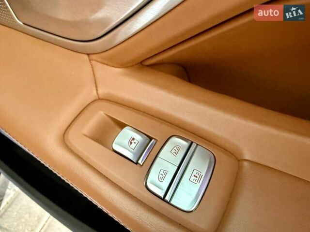 Чорний БМВ 7 Серія, об'ємом двигуна 2.01 л та пробігом 160 тис. км за 36999 $, фото 70 на Automoto.ua