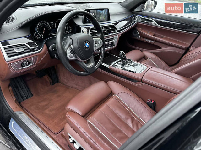 Чорний БМВ 7 Серія, об'ємом двигуна 4.39 л та пробігом 183 тис. км за 29900 $, фото 44 на Automoto.ua