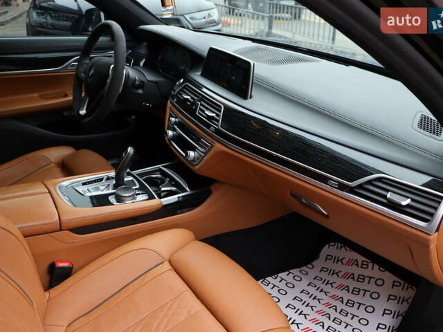 Черный БМВ 7 Серия, объемом двигателя 4.4 л и пробегом 228 тыс. км за 26400 $, фото 51 на Automoto.ua