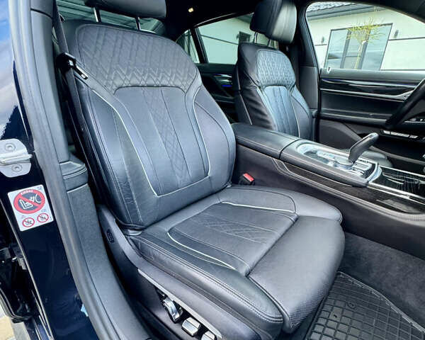 Черный БМВ 7 Серия, объемом двигателя 2.99 л и пробегом 197 тыс. км за 42500 $, фото 49 на Automoto.ua