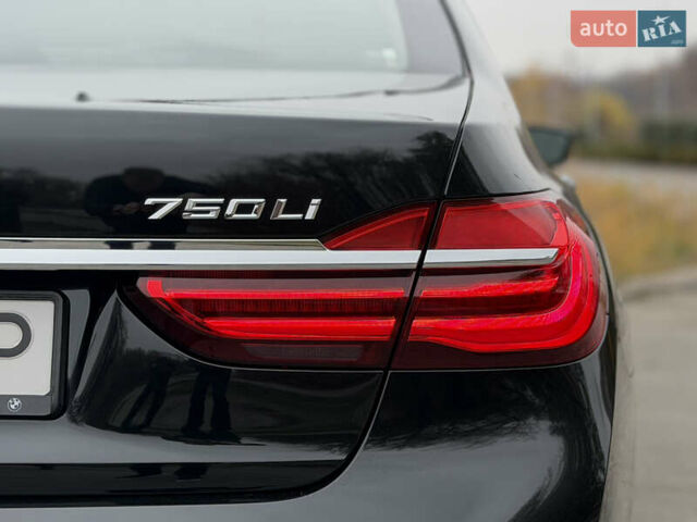 Черный БМВ 7 Серия, объемом двигателя 4.39 л и пробегом 18 тыс. км за 63000 $, фото 26 на Automoto.ua