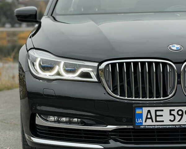 Черный БМВ 7 Серия, объемом двигателя 4.39 л и пробегом 18 тыс. км за 63000 $, фото 15 на Automoto.ua