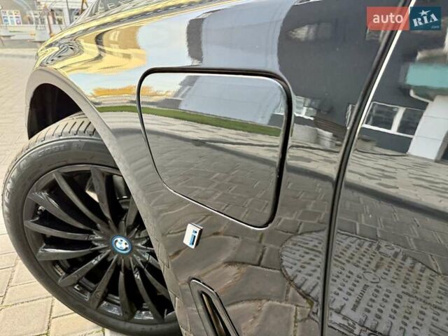 Чорний БМВ 7 Серія, об'ємом двигуна 2.01 л та пробігом 160 тис. км за 36999 $, фото 34 на Automoto.ua