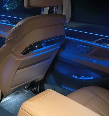 Чорний БМВ 7 Серія, об'ємом двигуна 3 л та пробігом 160 тис. км за 26990 $, фото 19 на Automoto.ua