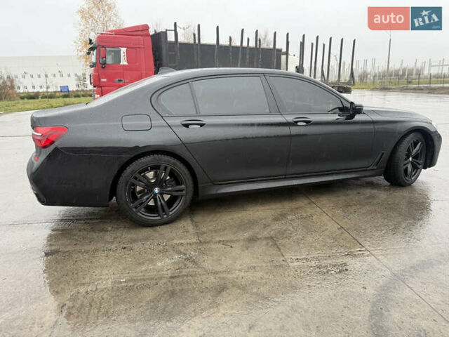 Черный БМВ 7 Серия, объемом двигателя 3 л и пробегом 120 тыс. км за 38000 $, фото 11 на Automoto.ua
