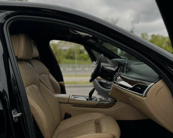 Черный БМВ 7 Серия, объемом двигателя 4.39 л и пробегом 190 тыс. км за 31000 $, фото 25 на Automoto.ua