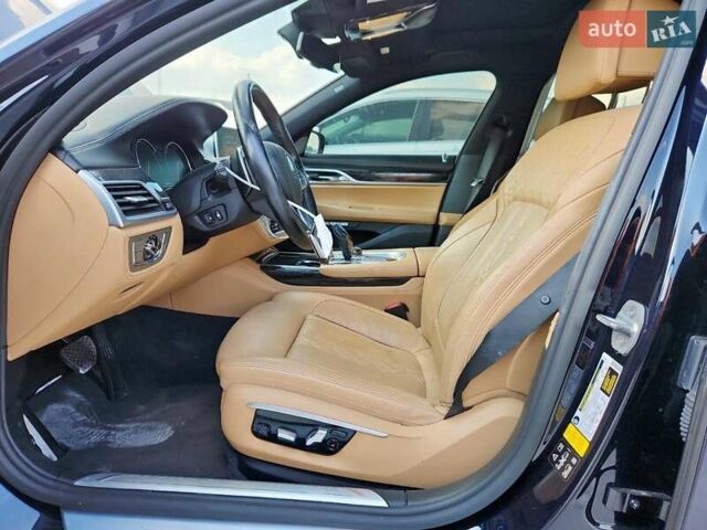 Черный БМВ 7 Серия, объемом двигателя 4.4 л и пробегом 159 тыс. км за 7800 $, фото 6 на Automoto.ua