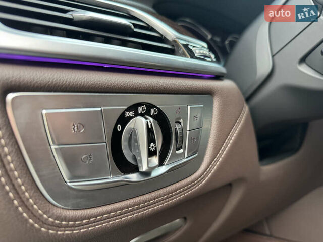 Черный БМВ 7 Серия, объемом двигателя 2.99 л и пробегом 178 тыс. км за 42500 $, фото 12 на Automoto.ua