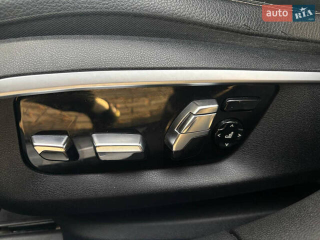 Черный БМВ 7 Серия, объемом двигателя 2.99 л и пробегом 175 тыс. км за 39550 $, фото 18 на Automoto.ua