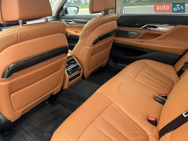 Черный БМВ 7 Серия, объемом двигателя 2.98 л и пробегом 76 тыс. км за 32900 $, фото 27 на Automoto.ua