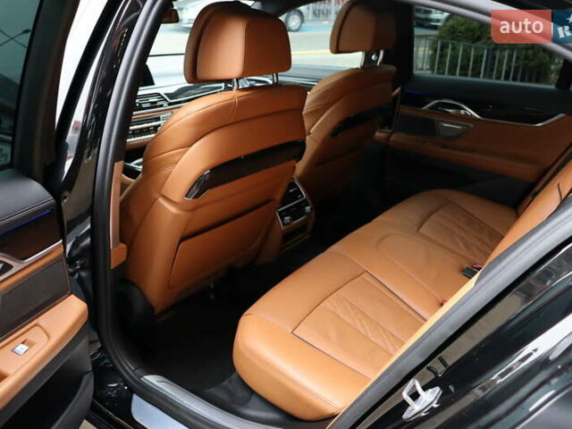 Черный БМВ 7 Серия, объемом двигателя 4.4 л и пробегом 228 тыс. км за 26400 $, фото 40 на Automoto.ua