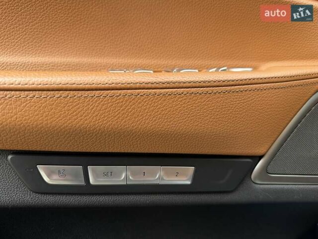 Чорний БМВ 7 Серія, об'ємом двигуна 3 л та пробігом 187 тис. км за 25400 $, фото 40 на Automoto.ua