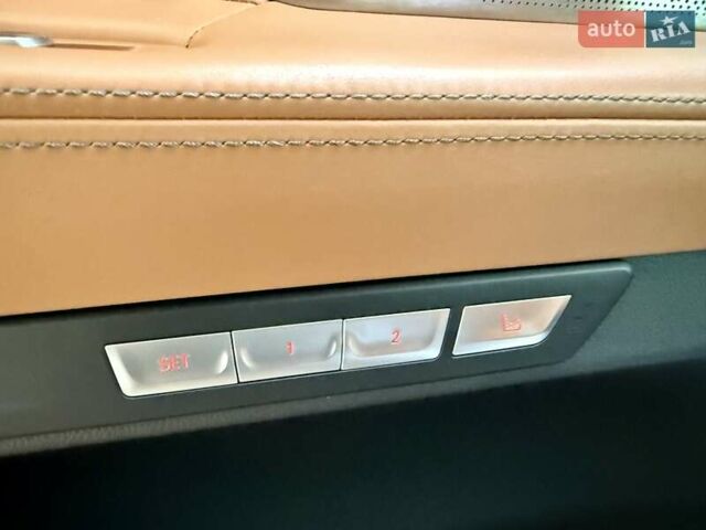 Чорний БМВ 7 Серія, об'ємом двигуна 2.01 л та пробігом 160 тис. км за 36999 $, фото 78 на Automoto.ua