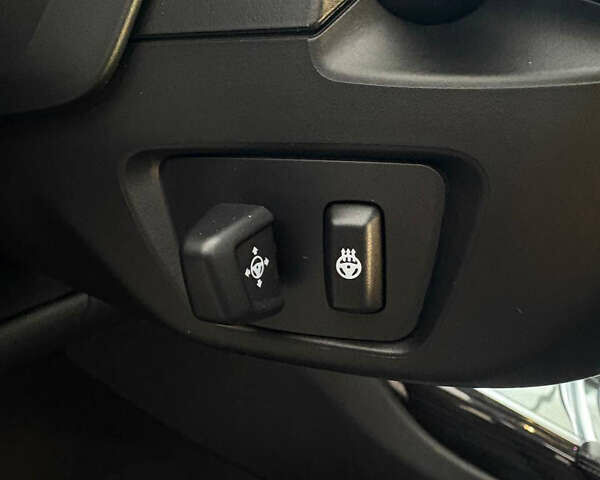 Черный БМВ 7 Серия, объемом двигателя 2.99 л и пробегом 175 тыс. км за 39550 $, фото 20 на Automoto.ua