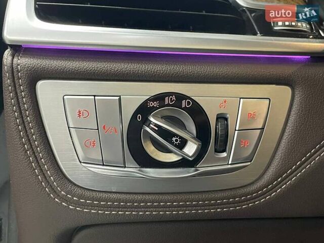 Черный БМВ 7 Серия, объемом двигателя 2.99 л и пробегом 178 тыс. км за 39990 $, фото 20 на Automoto.ua