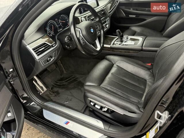 Черный БМВ 7 Серия, объемом двигателя 3 л и пробегом 120 тыс. км за 38000 $, фото 16 на Automoto.ua