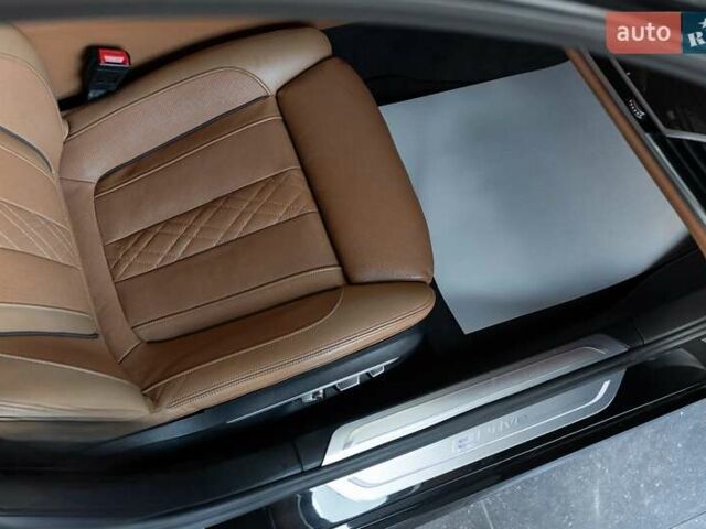 Черный БМВ 7 Серия, объемом двигателя 2 л и пробегом 110 тыс. км за 35000 $, фото 20 на Automoto.ua