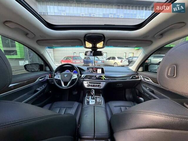 Черный БМВ 7 Серия, объемом двигателя 3 л и пробегом 130 тыс. км за 29000 $, фото 53 на Automoto.ua