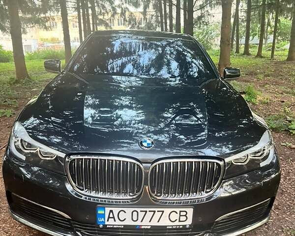 Черный БМВ 7 Серия, объемом двигателя 3 л и пробегом 218 тыс. км за 36500 $, фото 3 на Automoto.ua