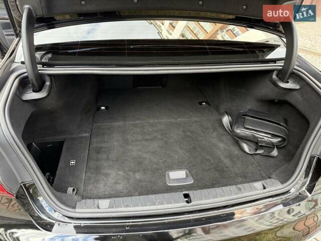 Черный БМВ 7 Серия, объемом двигателя 2 л и пробегом 142 тыс. км за 39500 $, фото 25 на Automoto.ua