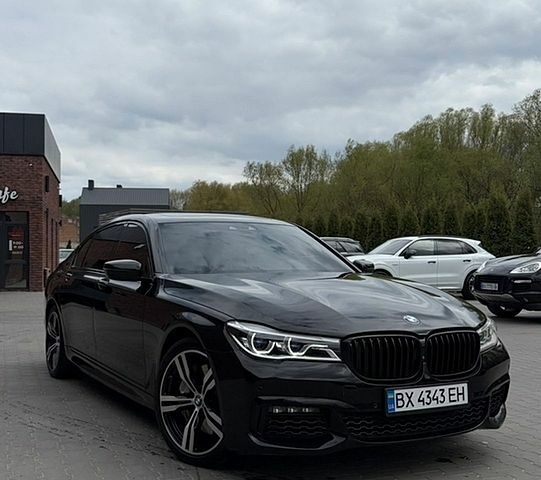Чорний БМВ 7 Серія, об'ємом двигуна 4.39 л та пробігом 130 тис. км за 26900 $, фото 22 на Automoto.ua