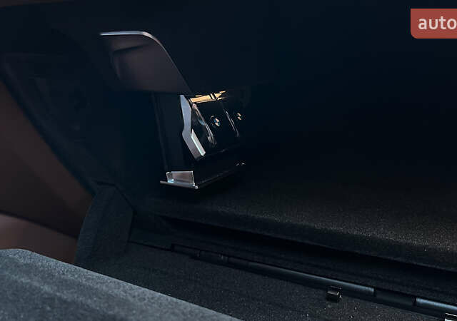 Черный БМВ 7 Серия, объемом двигателя 4.39 л и пробегом 30 тыс. км за 72000 $, фото 14 на Automoto.ua