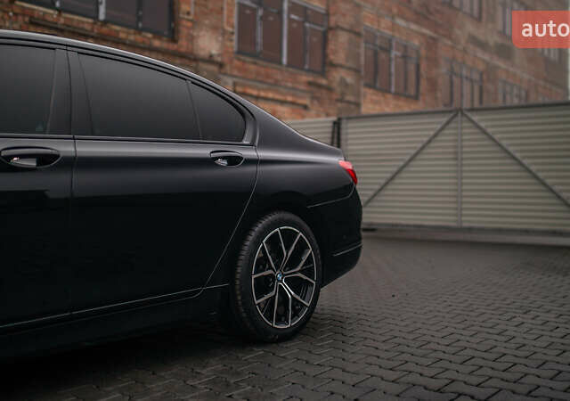 Черный БМВ 7 Серия, объемом двигателя 2.99 л и пробегом 243 тыс. км за 39000 $, фото 10 на Automoto.ua
