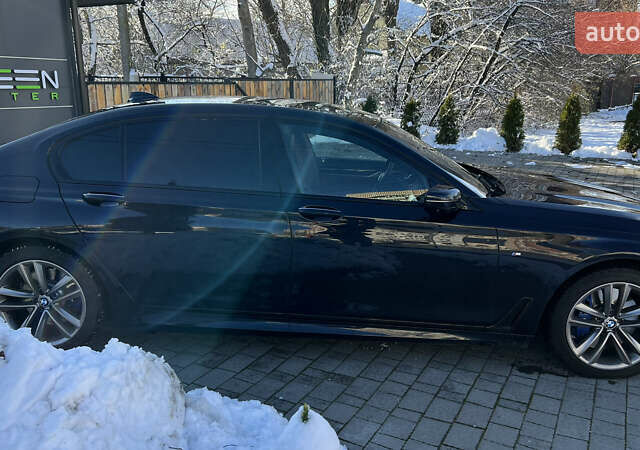 Черный БМВ 7 Серия, объемом двигателя 4.39 л и пробегом 30 тыс. км за 72000 $, фото 7 на Automoto.ua