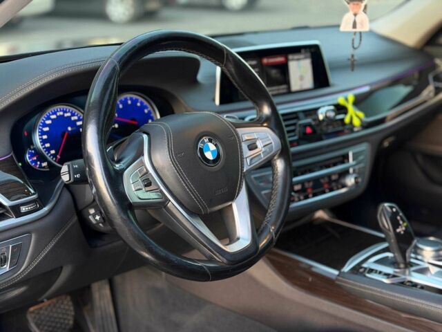 Черный БМВ 7 Серия, объемом двигателя 3 л и пробегом 130 тыс. км за 29000 $, фото 14 на Automoto.ua