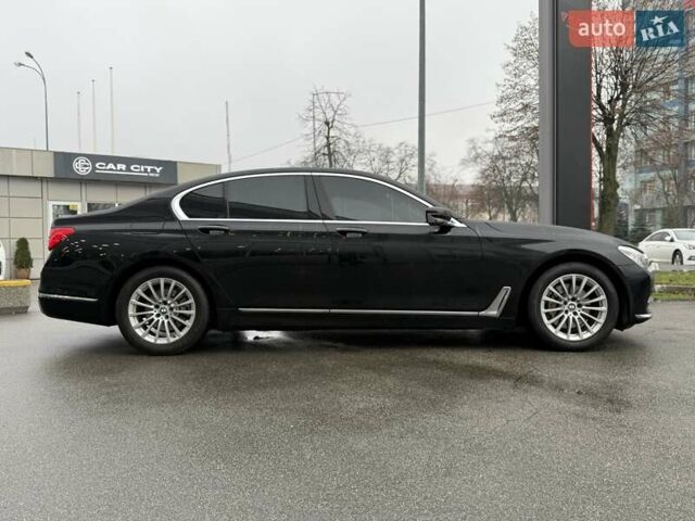 Черный БМВ 7 Серия, объемом двигателя 2 л и пробегом 175 тыс. км за 36999 $, фото 7 на Automoto.ua