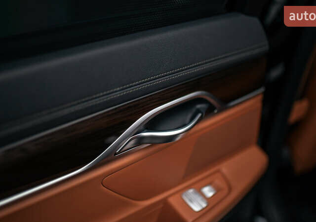 Черный БМВ 7 Серия, объемом двигателя 2.99 л и пробегом 243 тыс. км за 39000 $, фото 36 на Automoto.ua