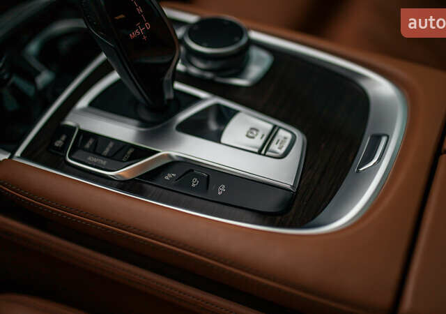 Черный БМВ 7 Серия, объемом двигателя 2.99 л и пробегом 243 тыс. км за 39000 $, фото 98 на Automoto.ua